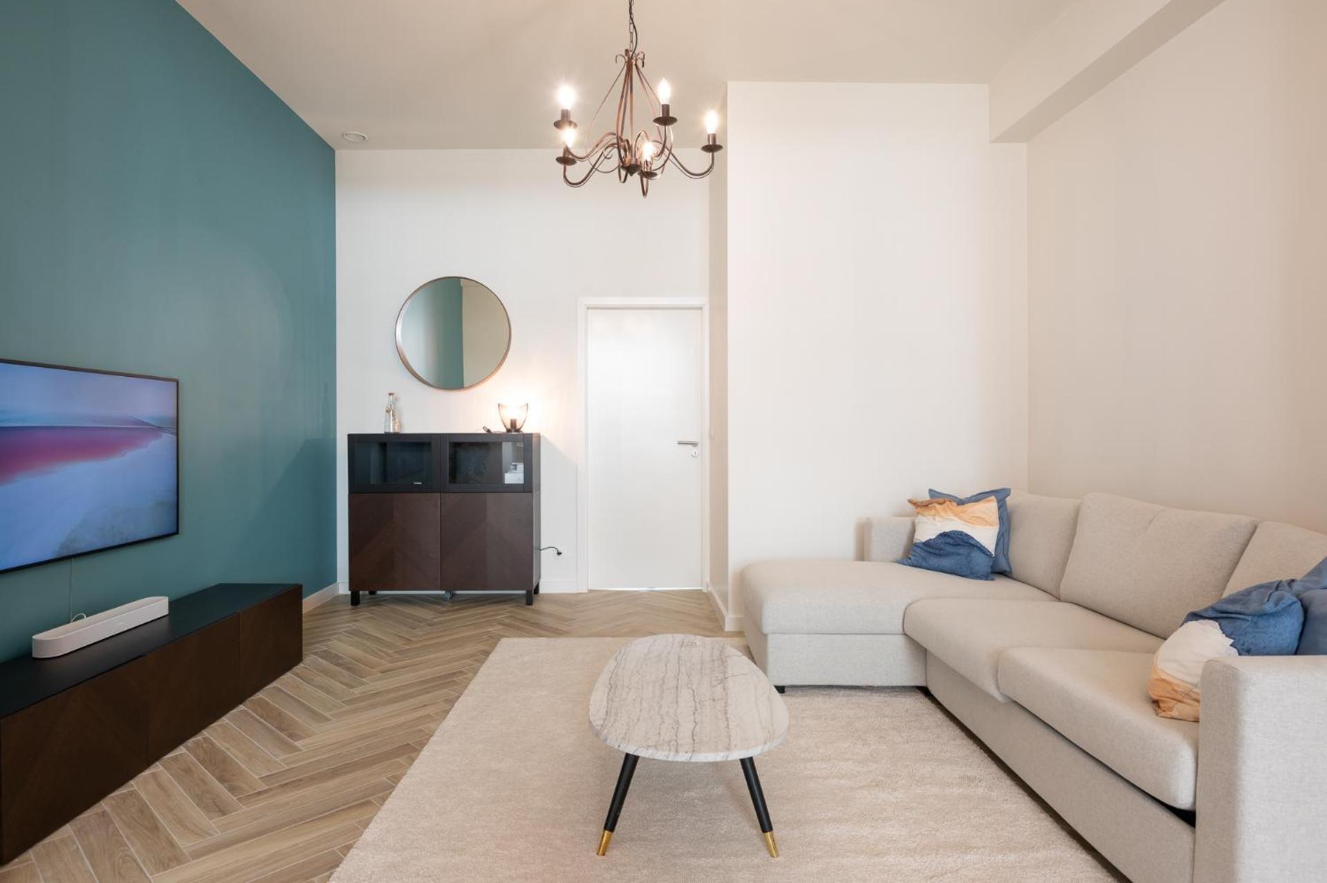 Beautiful Renovated In An Authentic Building Apartamento Ostende