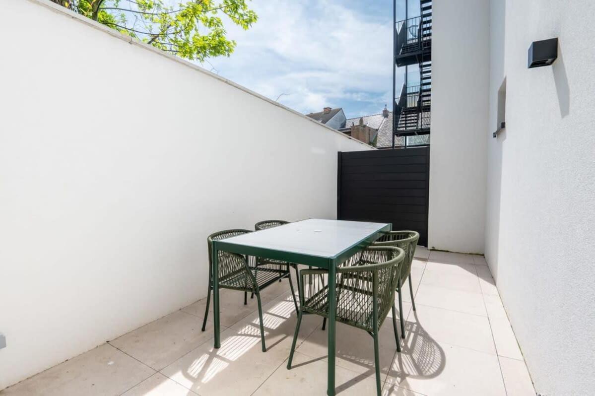Beautiful Renovated In An Authentic Building Ostende